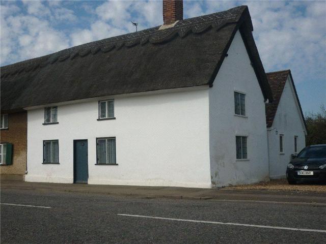 Bedford MK42 1 bed house to rent £1,100 pcm £254 pw