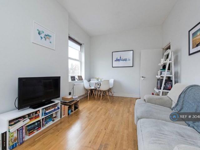 Bedford Hill, London, SW12 1 bed flat to rent £1,900 pcm £438 pw