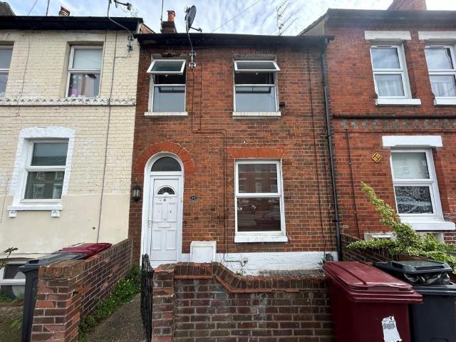 Bedford Road, Berkshire RG1 4 bed terraced house to rent £1,800 pcm £415 pw