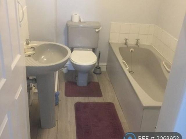 Bedford Road, Birkenhead, CH42 1 bed in a house share to rent £450 pcm £104 pw