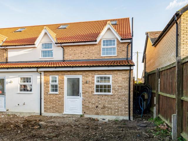 Bedford Road, Ravensden, Bedford MK44, 3 bed terraced house to rent, £1,350 pcm | PrimeLocation