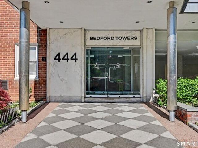Bedford St Apt R, Stamford, Condo For Sale