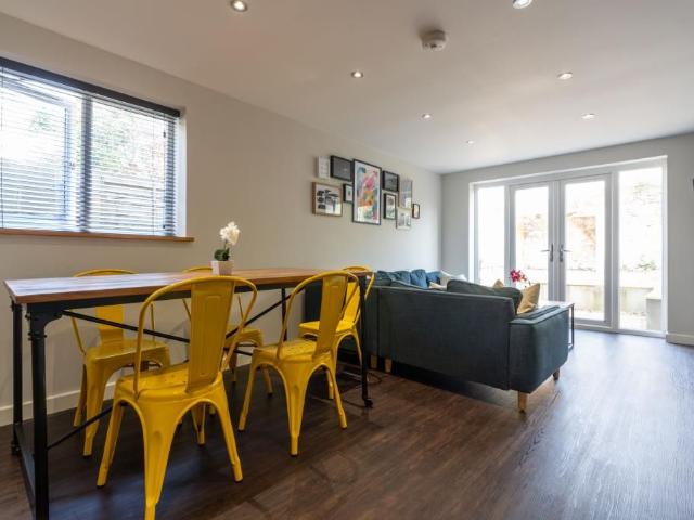 Bedford Street, Cardiff CF24, 7 bed terraced house to rent, £667 pppm | PrimeLocation