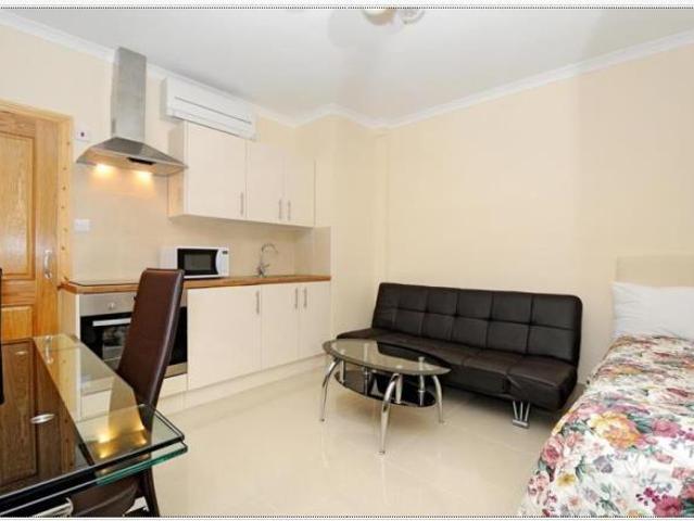 Bedford Street, Covent Garden Studio to rent £1,900 pcm £438 pw