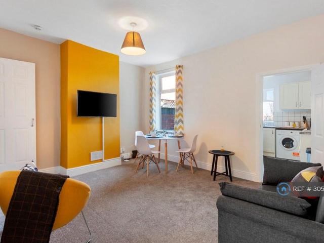 Bedford Street, Derby, DE22 3 bed end of terrace house to rent £925 pcm £213 pw