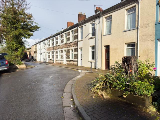 Bedford Street, Roath CF24, 4 bed terraced house to rent, £2,100 pcm | PrimeLocation