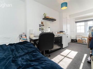 Bedford Square, Brighton, East Sussex BN1, Property to rent, £750 pcm | PrimeLocation