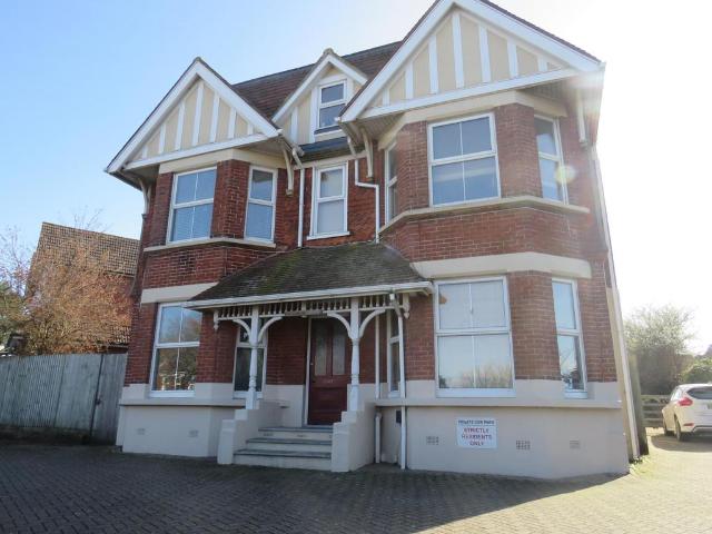 Bedfordwell Road, EASTBOURNE, BN21 1 bed flat to rent £1,000 pcm £231 pw