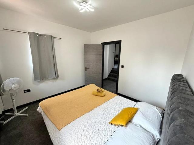 Bedroom flat with one profession