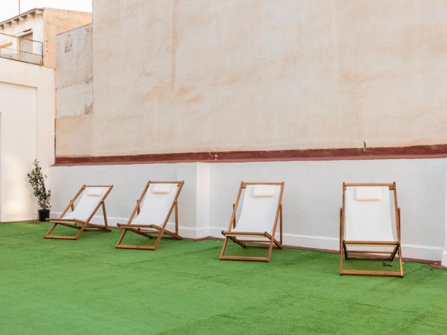 Bedroom for rent in Maestro Bretón 3, Alicante