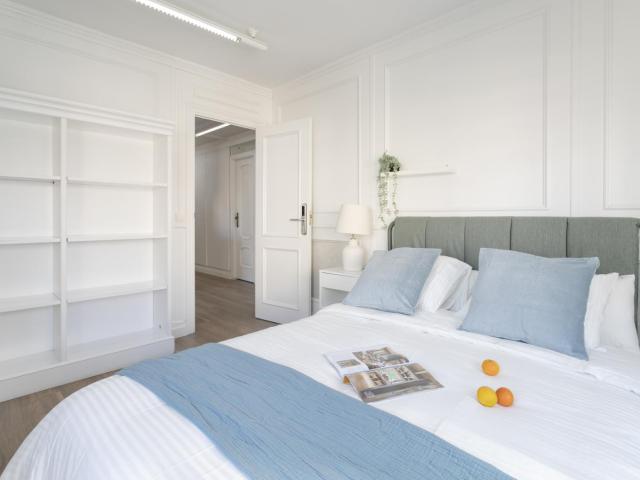 Bedroom for rent in Alfonso El Sabio 27 I, Alicante