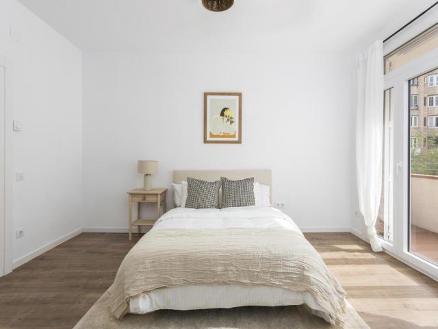 Bedroom for rent in Roger de flor 213, Barcelona