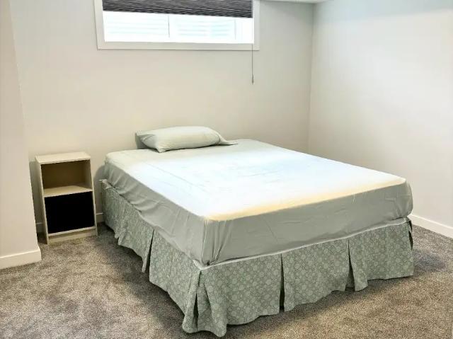 Private Basement Bedroom for Rent