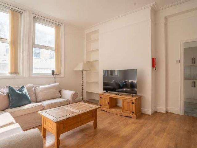 Bedroom House, Nicander Road, L18