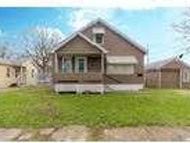 bedroom in East Peoria Illinois 61611