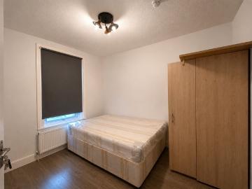 Bedsit, Glyn Road, E5