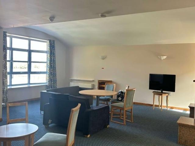 Bedsit, Wanlock Street, G51