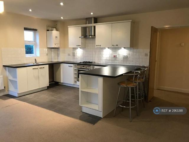 Beevor Court, Huntingdon, PE28 2 bed detached house to rent £950 pcm £219 pw