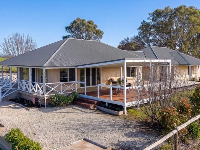 Beevor North Homestead | 179 Acres