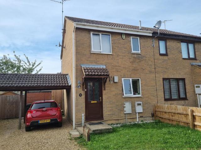 Beech Close, CORBY 2 bed house to rent £975 pcm £225 pw
