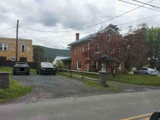Beech Creek Ave