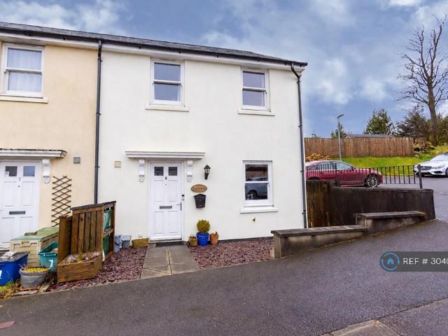 Beech Crescent, Yelverton, PL20 3 bed end of terrace house to rent £1,075 pcm £248 pw