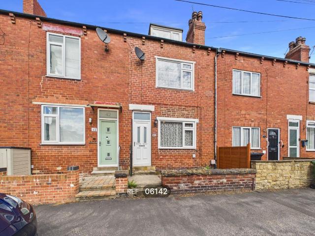 Beech Grove Avenue, Garforth, West Yorkshire LS25, 4 bed terraced house to rent, £1,100 pcm | PrimeLocation