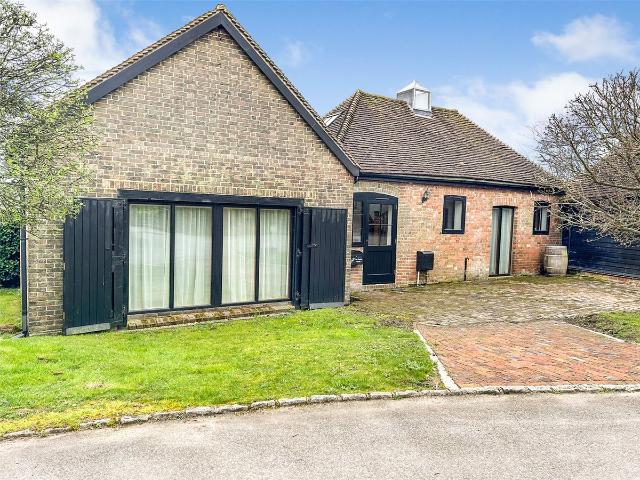 Beech Green Lane, Withyham, Hartfield TN7, 3 bed detached house to rent, £2,400 pcm | PrimeLocation