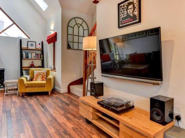 Beech House, Pulborough, RH20