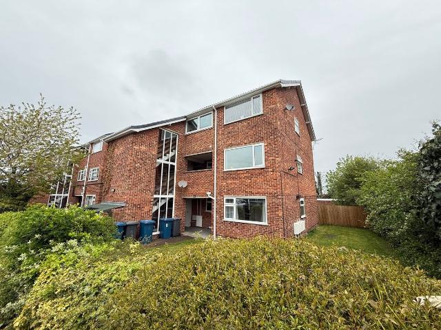 Beech Lodge, Nottingham NG13, 2 bed flat to rent, £800 pcm | PrimeLocation