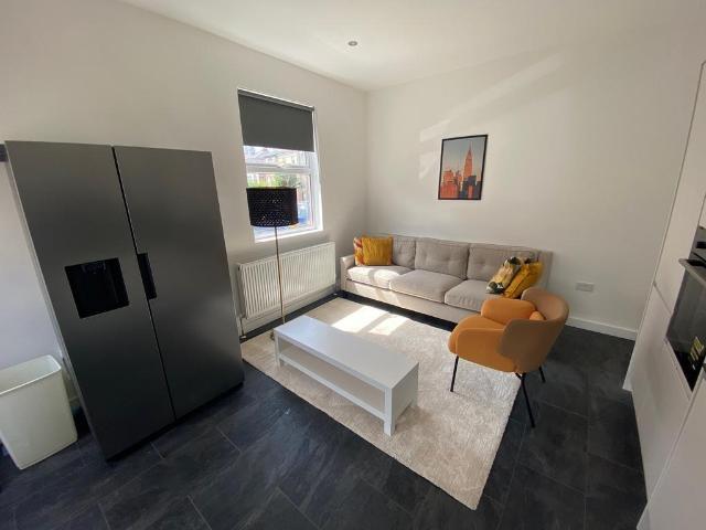 Beech Road, Birkenhead, CH42 1 bed in a house share to rent £500 pcm £115 pw