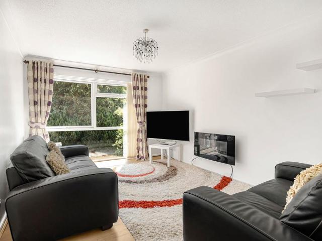 Beech Road, Headington, OX3 2 bed apartment to rent £1,600 pcm £369 pw