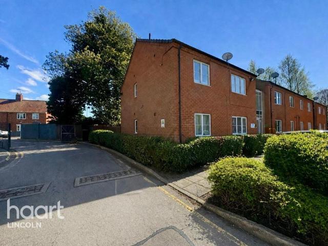 Beech Street, LINCOLN 2 bed flat to rent £825 pcm £190 pw
