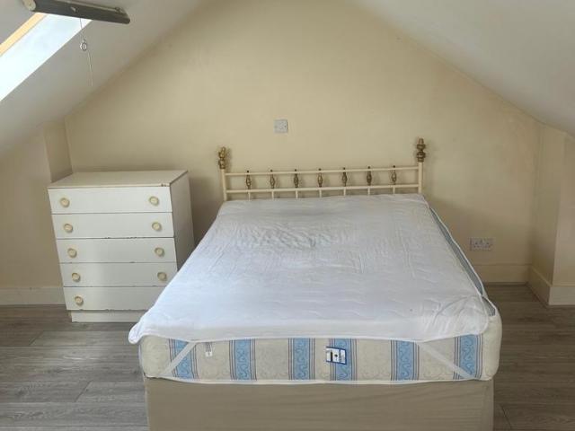 Beecham Road, Reading RG30 1 bed terraced house to rent £650 pcm £150 pw