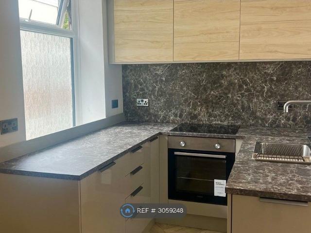 Beechcroft Court, Blackheath, London SE3, Studio to rent, £1,625 pcm | PrimeLocation
