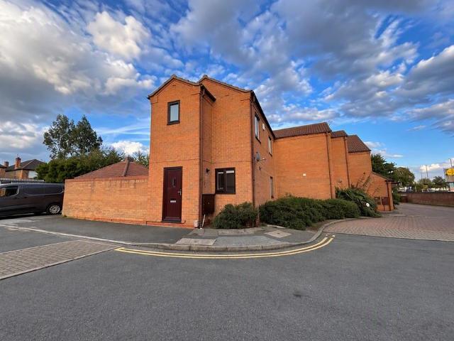 Beechdale Road, Nottingham, NG8 2 bed house to rent £950 pcm £219 pw