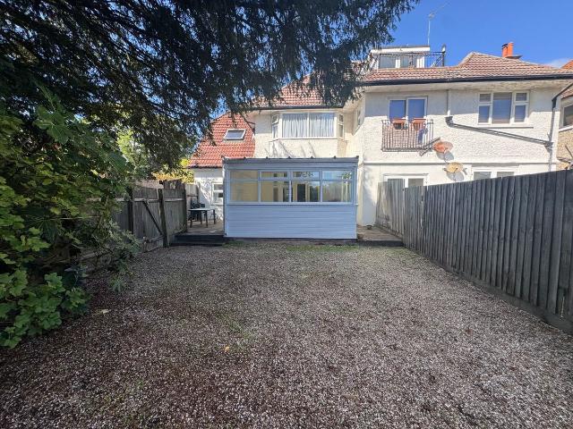 Beechey Road, Bournemouth BH8, 2 bed flat to rent, £1,395 pcm | PrimeLocation