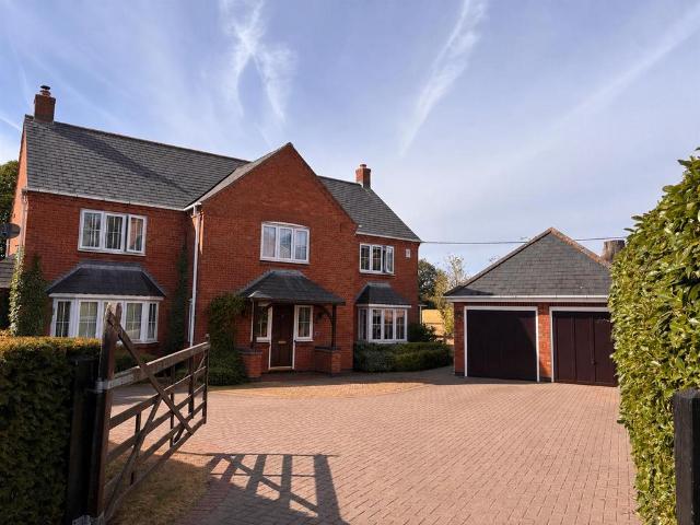 Beeches Close, Sibbertoft, Market. 5 bed detached house to rent £2,500 pcm £577 pw