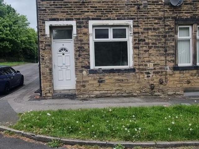 Beeches Road, Keighley BD21 3 bed terraced house to rent £650 pcm £150 pw