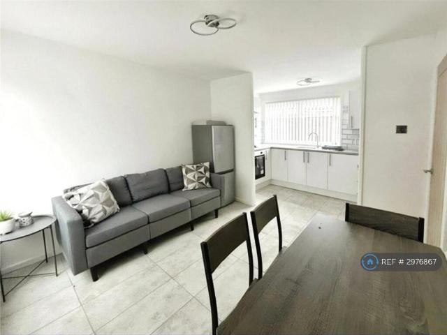 Beechtrees, Skelmersdale, WN8 1 bed in a house share to rent £425 pcm £98 pw