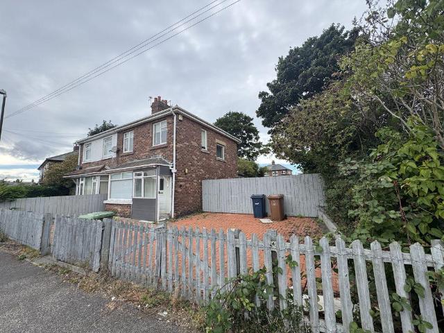 Beechwood Crescent, Sunderland SR5 2 bed terraced house to rent £795 pcm £183 pw