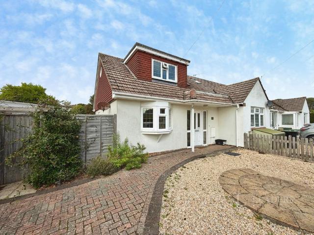 Beechwood Avenue, New Milton, BH25 2 bed house to rent £1,400 pcm £323 pw