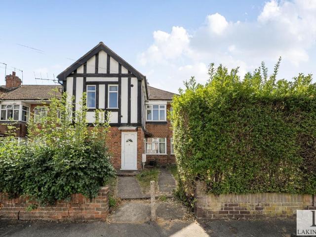 Beechwood Avenue, Ruislip HA4, 2 bed maisonette to rent, £1,650 pcm | PrimeLocation