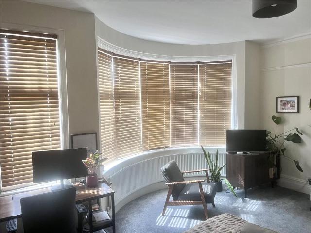 Beechwood Avenue, Richmond, TW9 1 bed flat to rent £2,100 pcm £485 pw