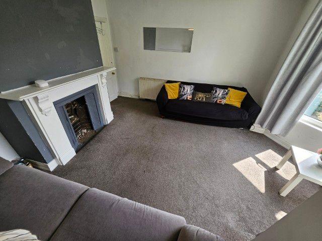 Beechwood Grove, Burley, LEEDS, LS4 2LT