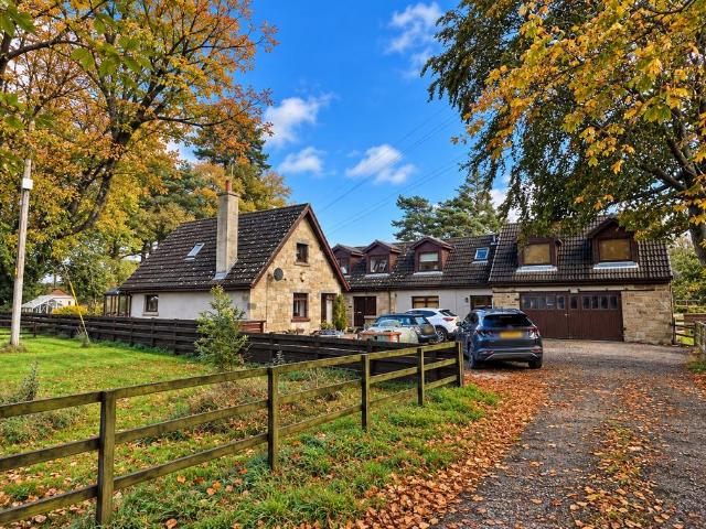 Beechwood Lodge, Livingston EH54 1 bed cottage to rent £800 pcm £185 pw