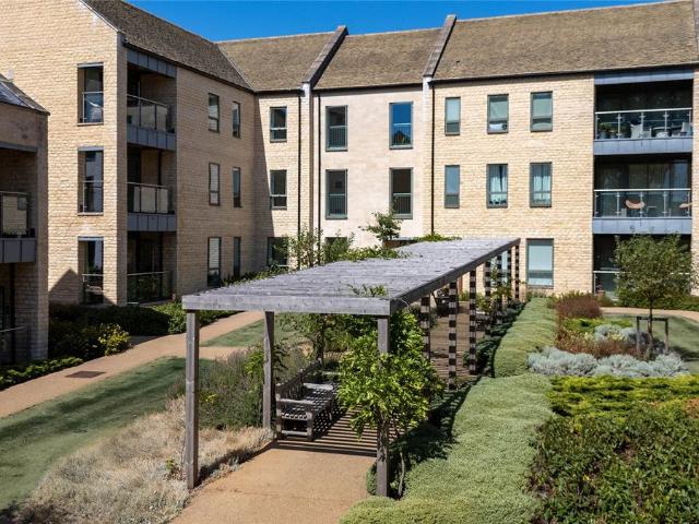Beechwood Park, Stow On The Wold, Cheltenham GL54, 2 bed flat to rent, £3,400 pcm | PrimeLocation