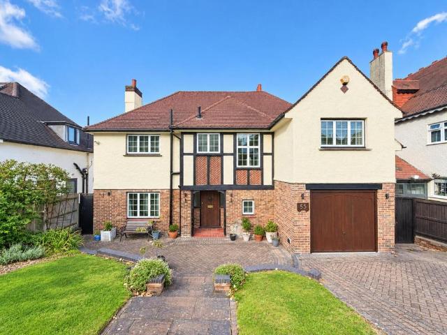 Beechwood Road, South Croydon 5 bed detached house to rent £3,500 pcm £808 pw