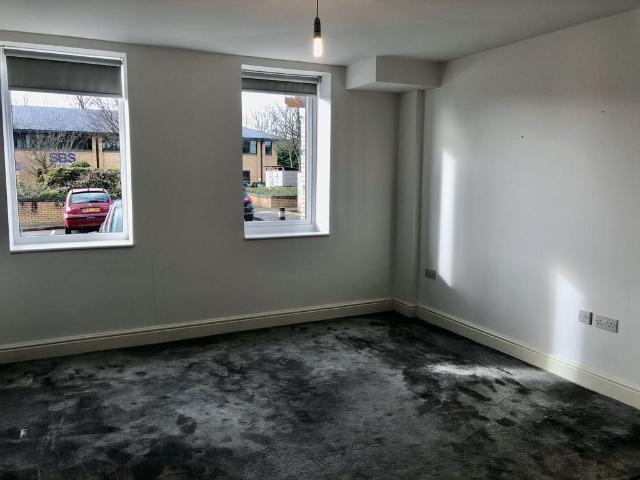 Beecroft Court, Cannock WS11, 1 bed flat to rent, £750 pcm | PrimeLocation