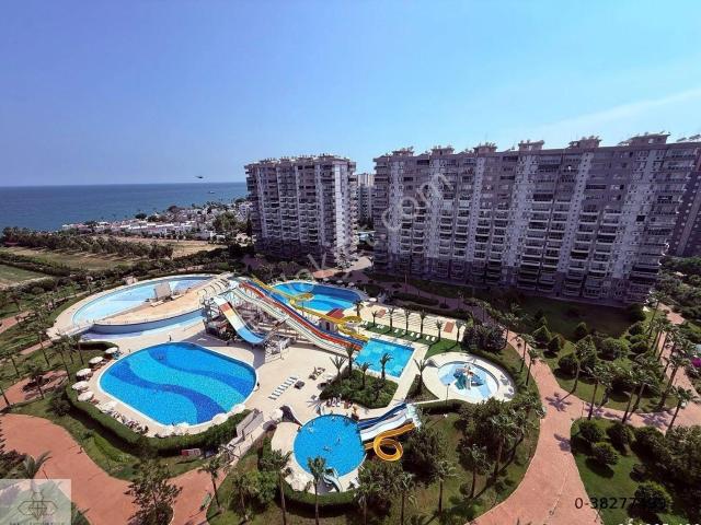 Bee'den Muhteşem Deniz Manzarası Ve Dev Sosyal Alanlı Daire
